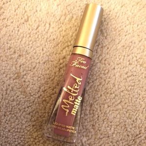 Too Faced Melted Matte Liquid Lipstick Queen B